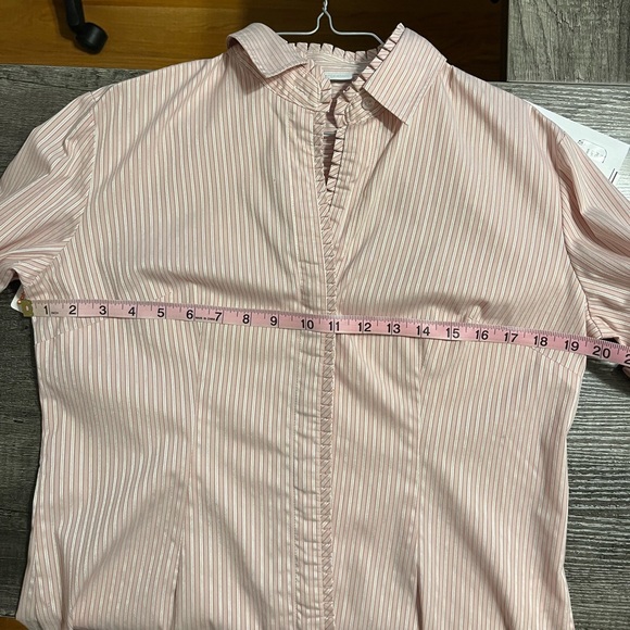 Size L New York & Company button down shirt - Picture 5 of 5